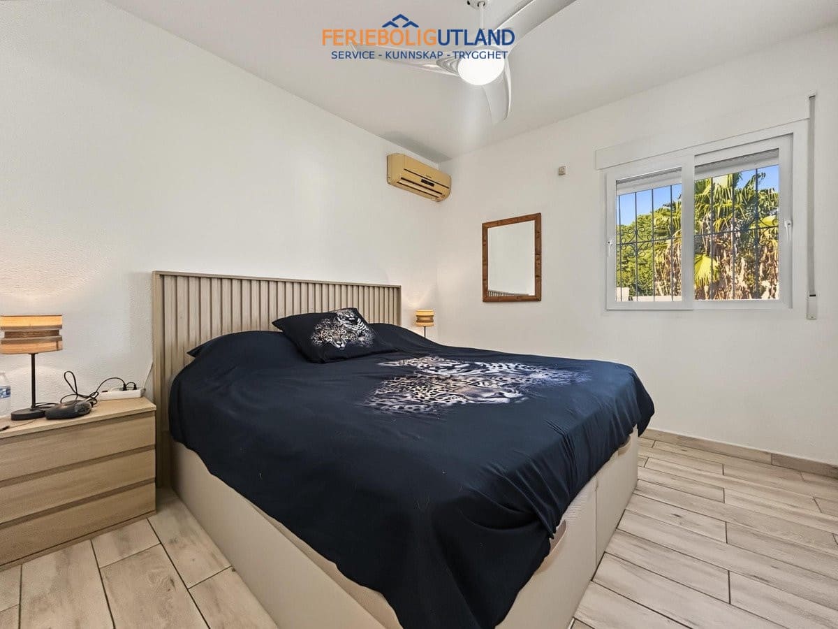 2 slaapkamer Villa te koop in Pinar de Campoverde met zwembad - € 295.000 (Ref: 10163230)