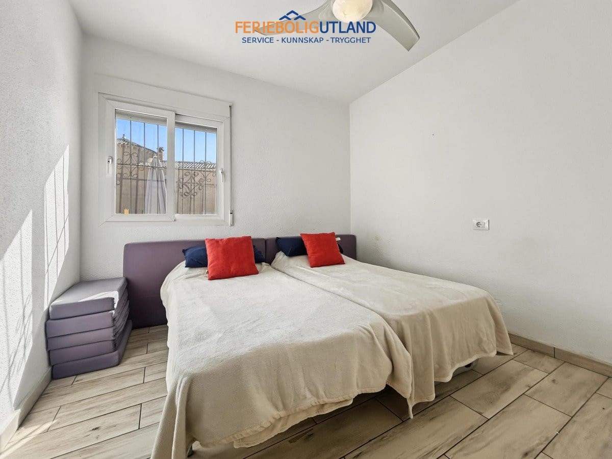 2 slaapkamer Villa te koop in Pinar de Campoverde met zwembad - € 295.000 (Ref: 10163230)