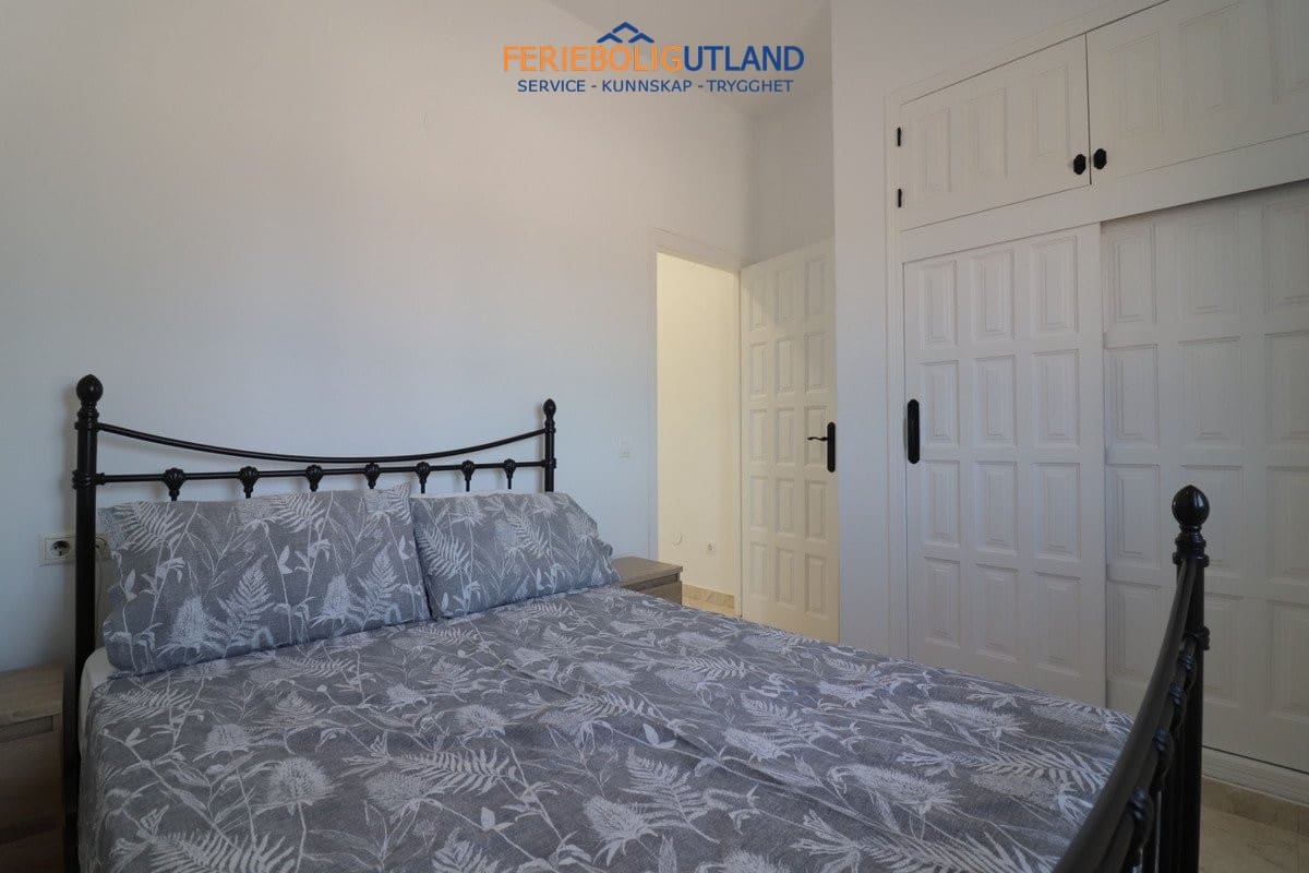 3 bedroom Villa for sale in Daya Vieja with pool garage - € 650,000 (Ref: 10163231)