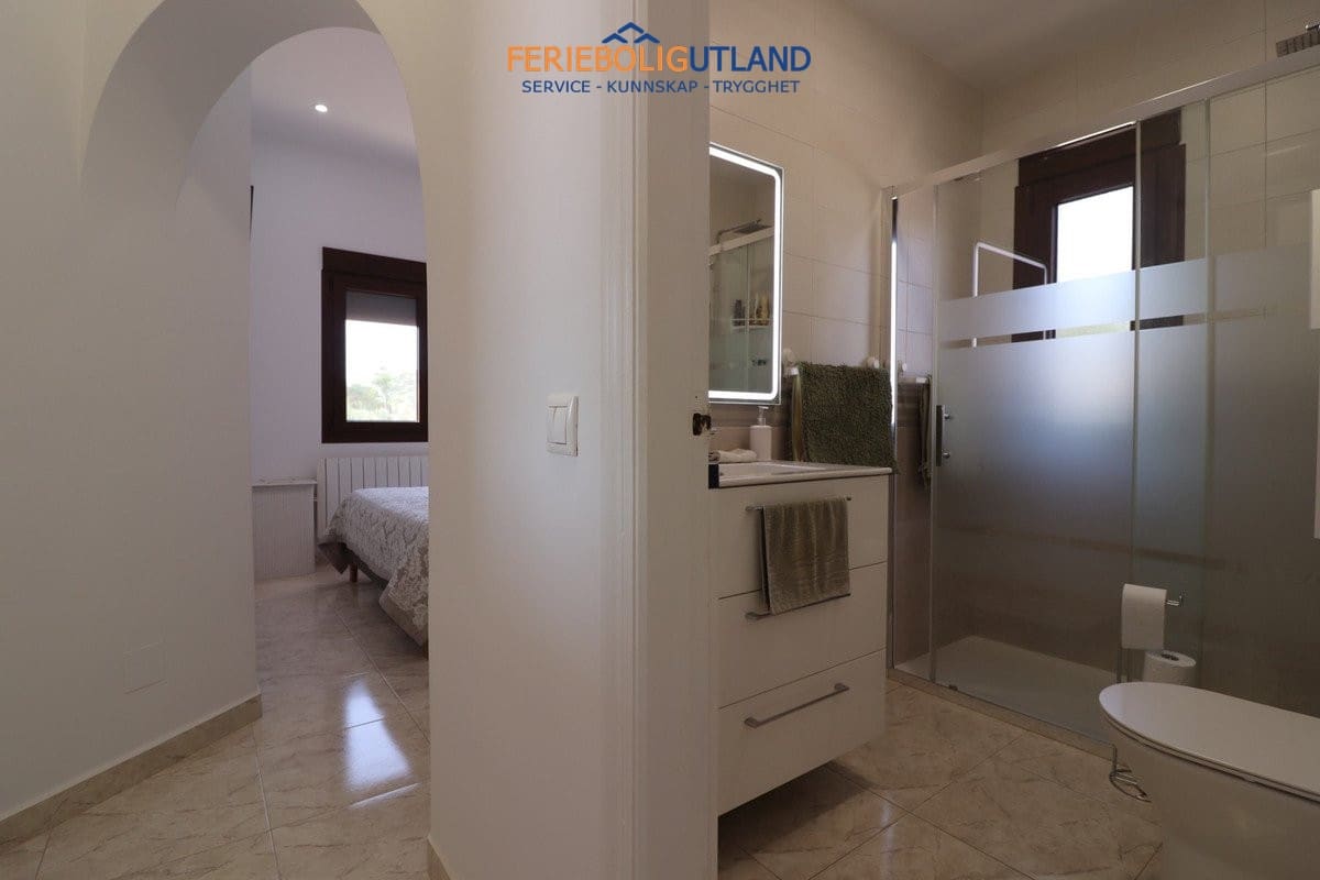 3 bedroom Villa for sale in Daya Vieja with pool garage - € 650,000 (Ref: 10163231)