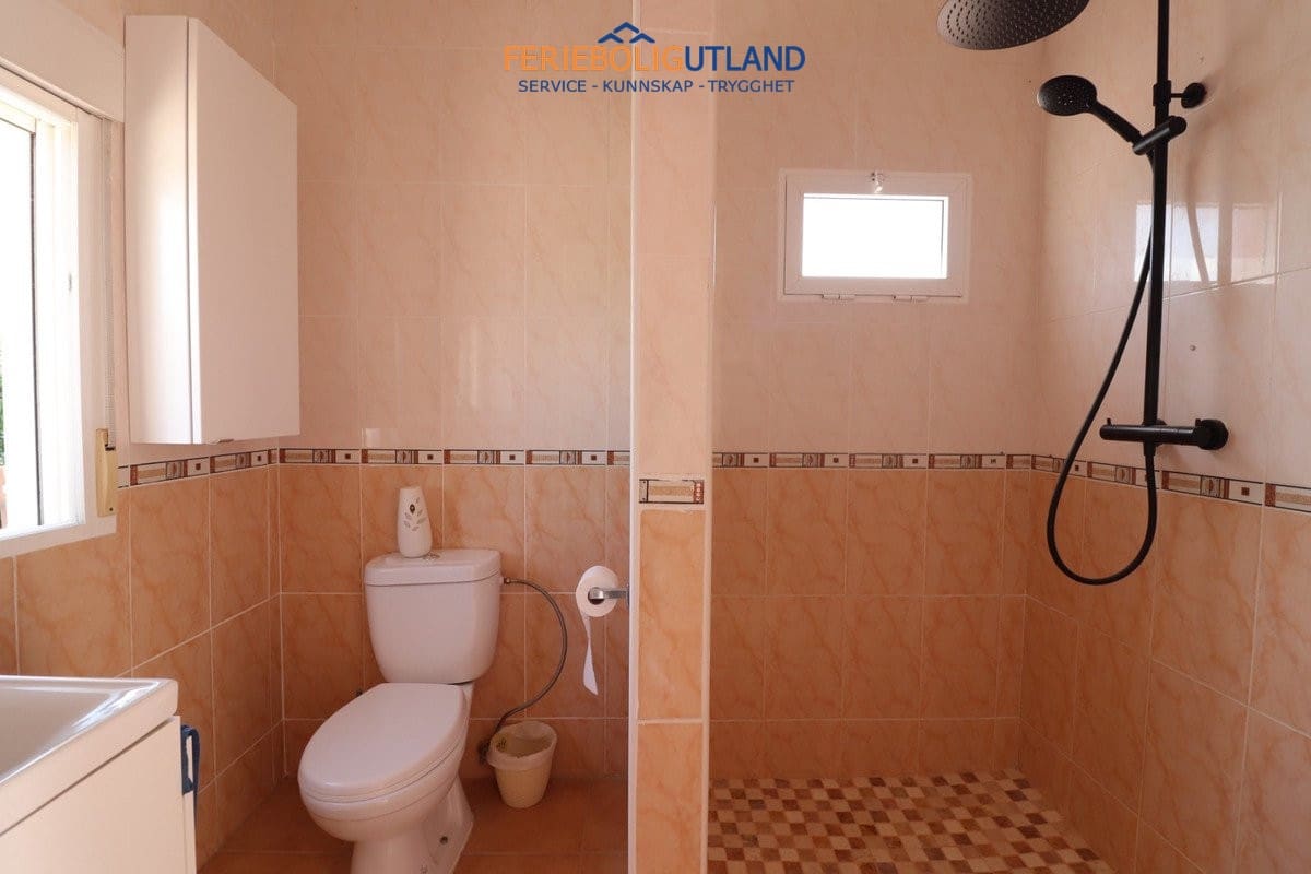 3 bedroom Villa for sale in Daya Vieja with pool garage - € 650,000 (Ref: 10163231)