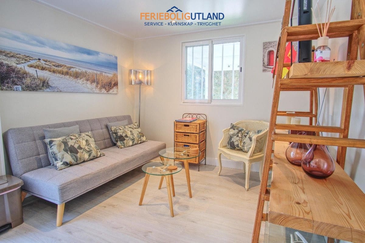 3 bedroom Villa for sale in Dolores with pool garage - € 895,000 (Ref: 10163232)