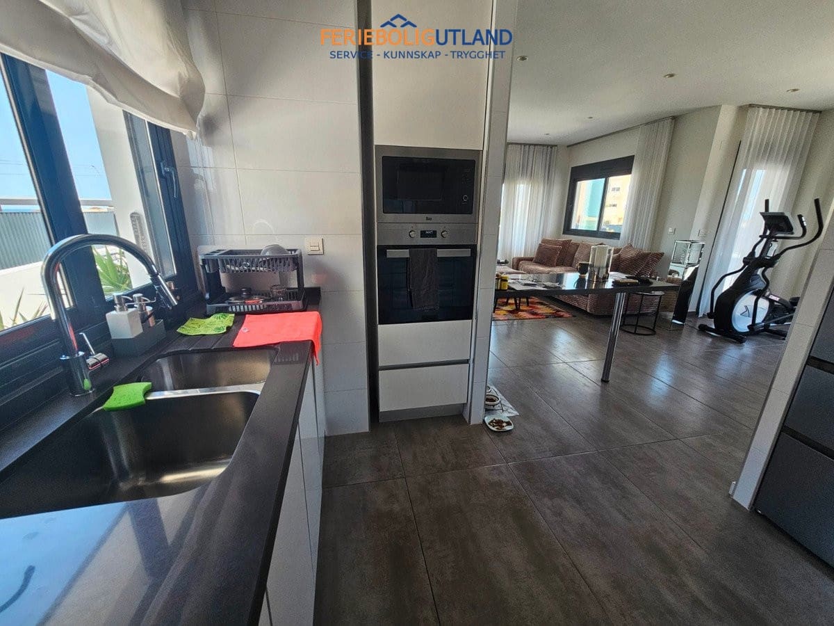 4 chambre Villa/Maison à vendre à Torrevieja avec piscine garage - 890 000 € (Ref: 10163355)