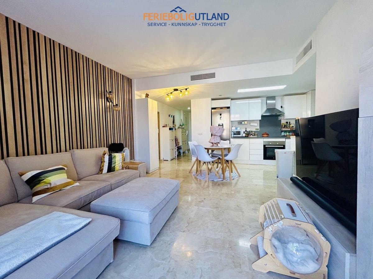 3 sypialnia Apartament na sprzedaż w Orihuela Costa z basenem garażem - 349 900 € (Ref: 10163358)