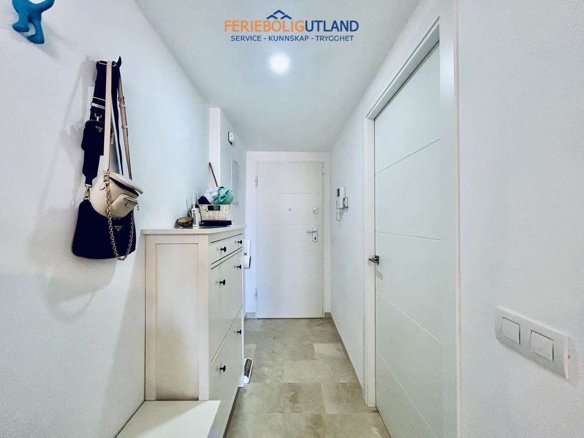 3 sypialnia Apartament na sprzedaż w Orihuela Costa z basenem garażem - 349 900 € (Ref: 10163358)