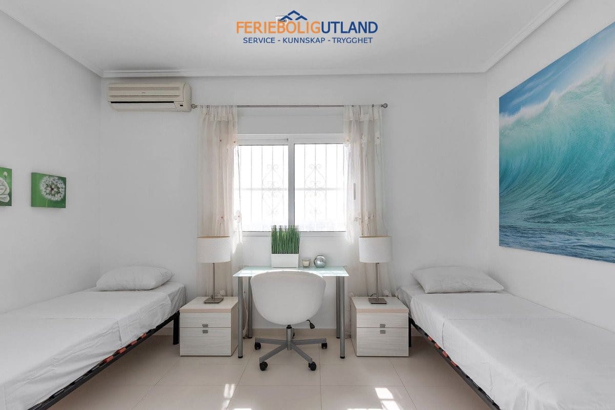 3 bedroom Apartment for sale in Ciudad Quesada with pool garage - € 249,900 (Ref: 10163359)