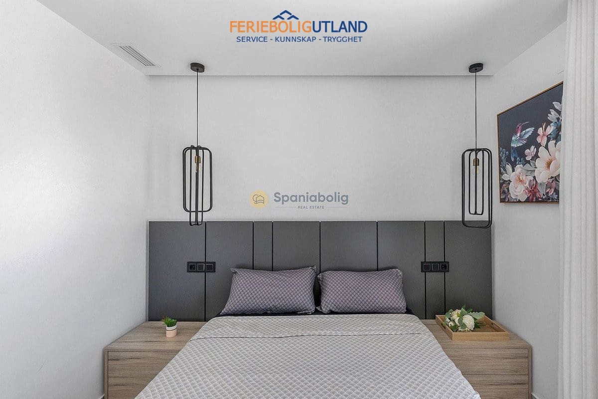 3 bedroom Villa for sale in Benijofar with pool garage - € 779,000 (Ref: 10163360)