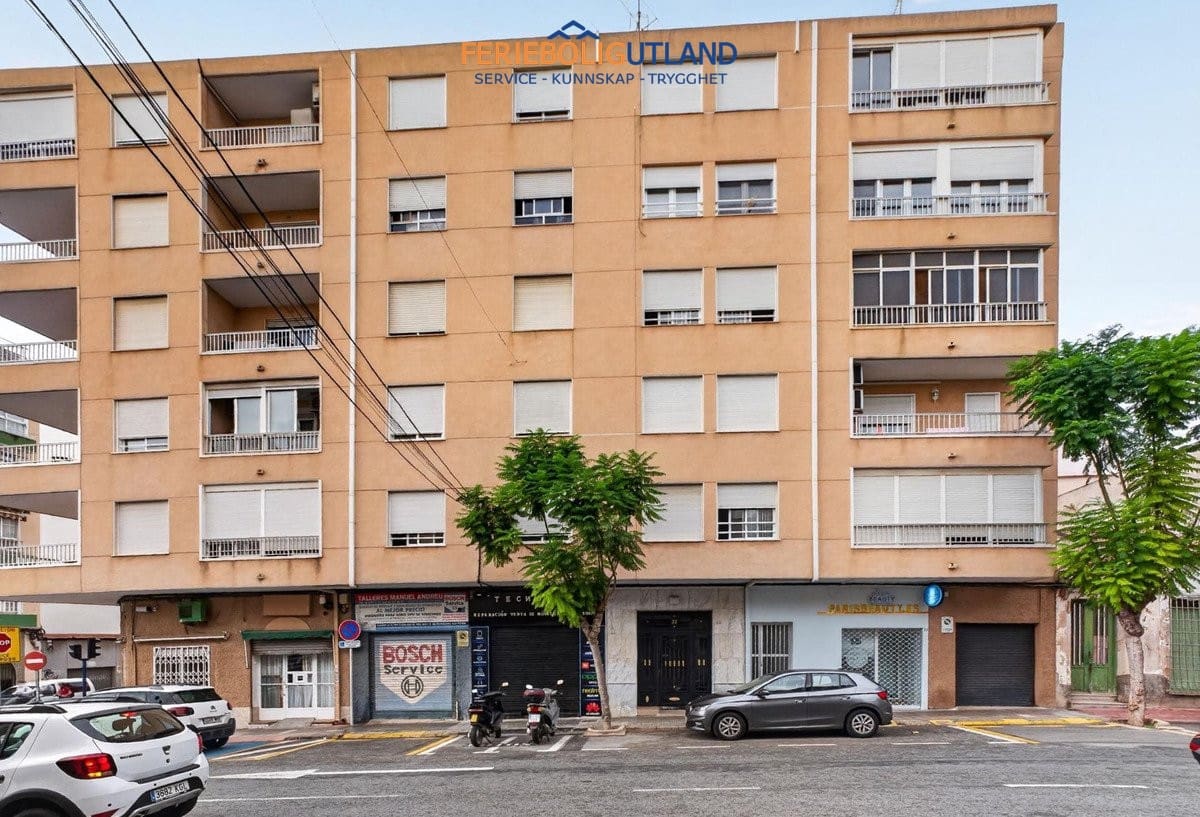 3 soverom Leilighet til salgs i Torrevieja - € 189 000 (Ref: 10165366)