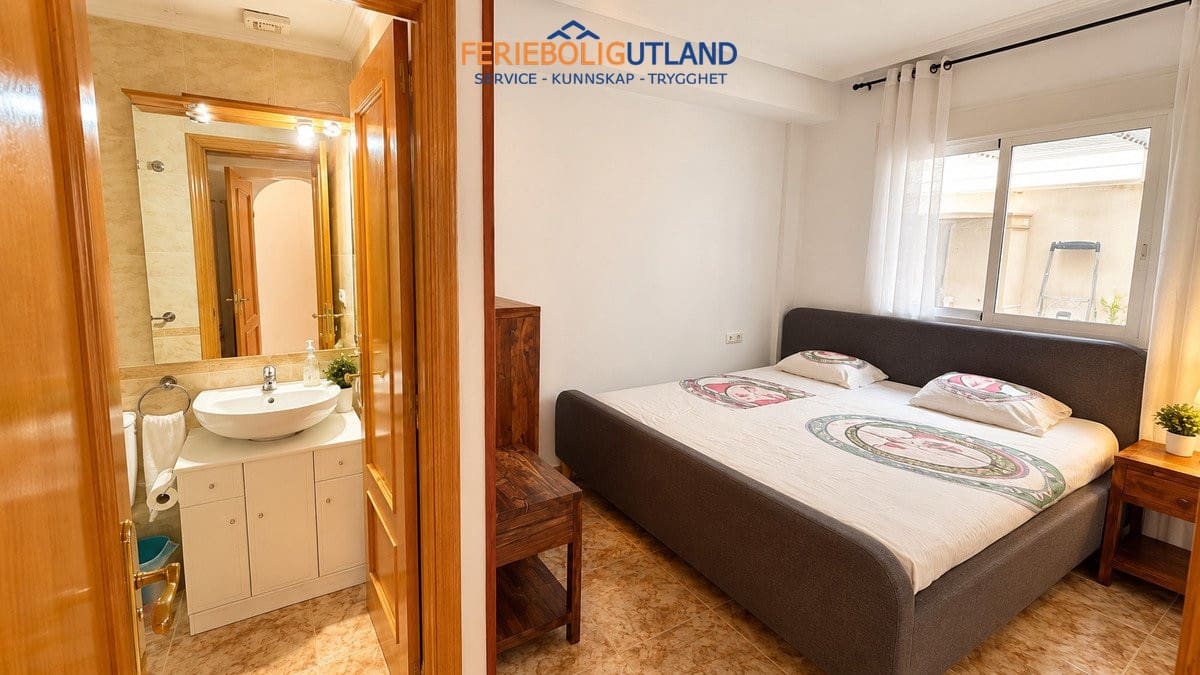 2 soveværelse Bungalow til salg i Orihuela Costa med swimmingpool garage - € 219.000 (Ref: 10165445)