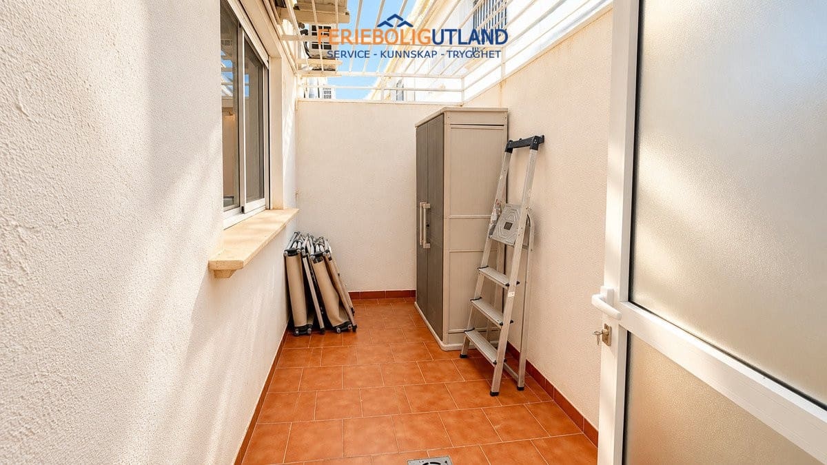 2 soveværelse Bungalow til salg i Orihuela Costa med swimmingpool garage - € 219.000 (Ref: 10165445)