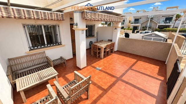 2 soveværelse Bungalow til salg i Punta Prima, Orihuela med swimmingpool garage - € 219.000 (Ref: 10165445)