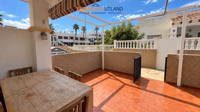 2 soveværelse Bungalow til salg i Punta Prima, Orihuela med swimmingpool garage - € 219.000 (Ref: 10165445)