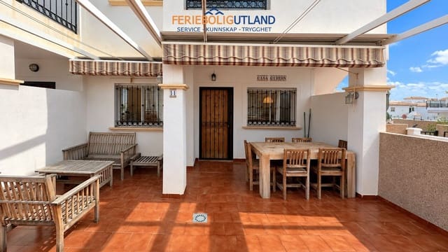 Bungalow de 2 habitaciones en Punta Prima, Orihuela en venta con piscina garaje - 219.000 € (Ref: 10165445)