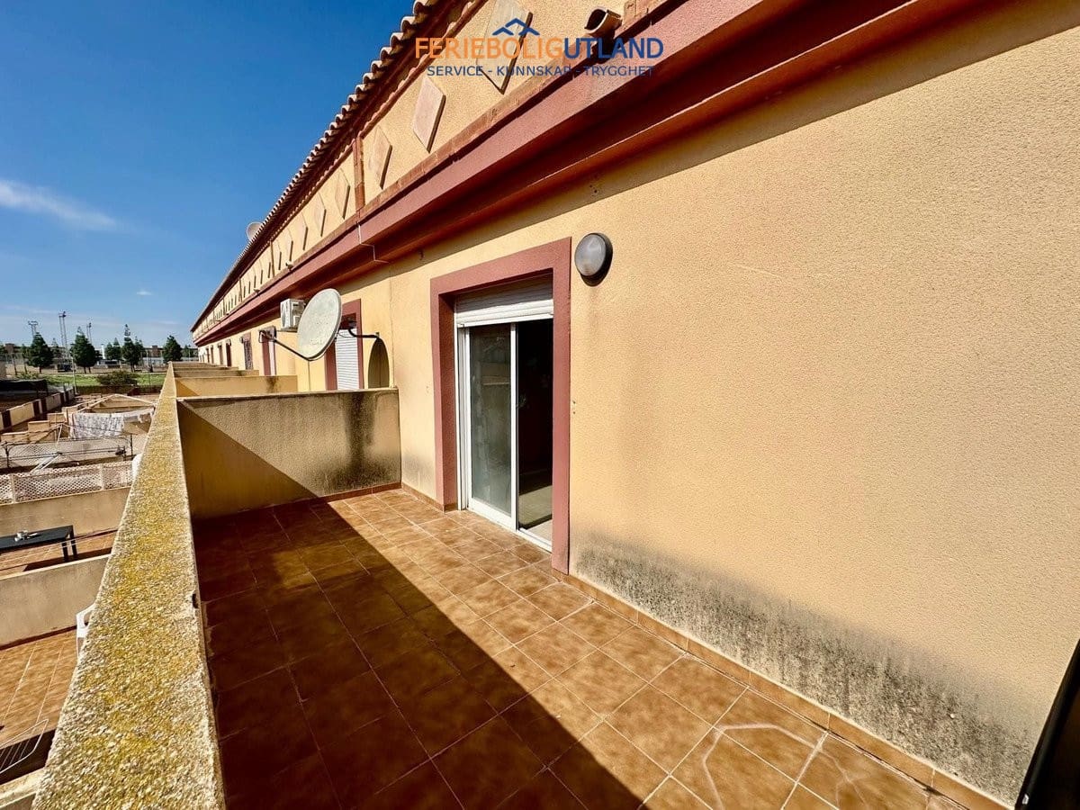 3 soveværelse Byhus til salg i Los Alcazares med swimmingpool garage - € 249.900 (Ref: 10165448)