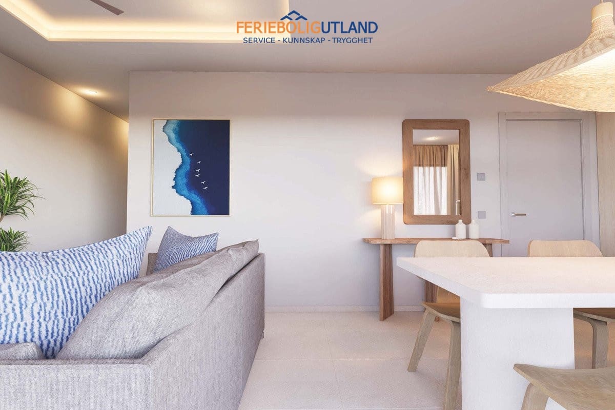3 quarto Moradia Geminada para venda em Torrevieja com piscina garagem - 589 900 € (Ref: 10169272)