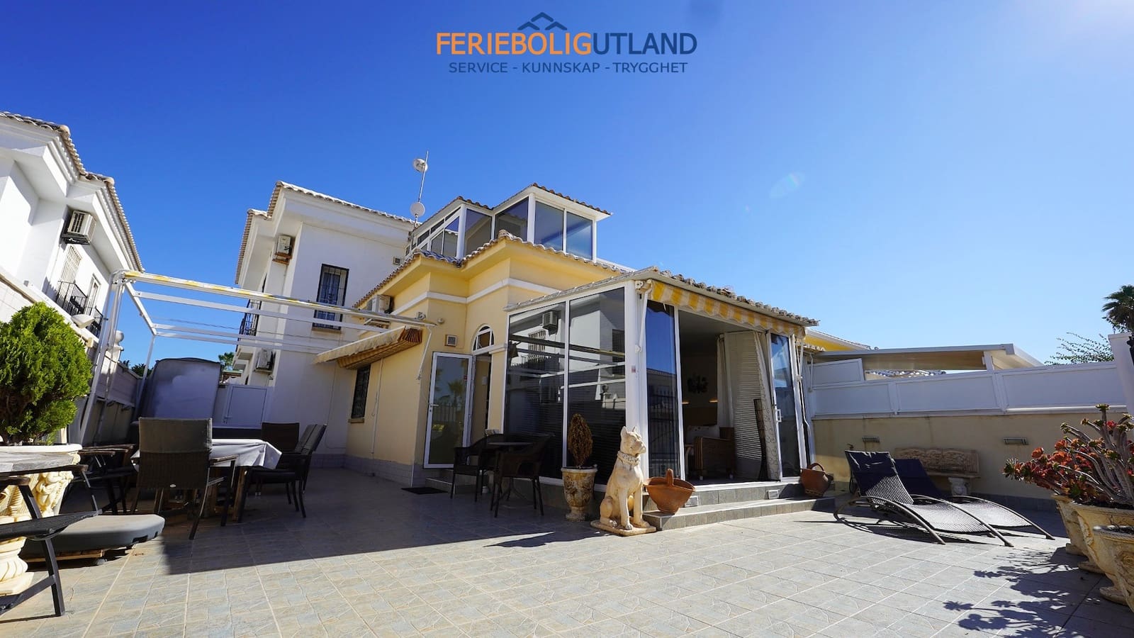 3 sypialnia Dom na sprzedaż w Torrevieja z garażem - 317 000 € (Ref: 10175642)