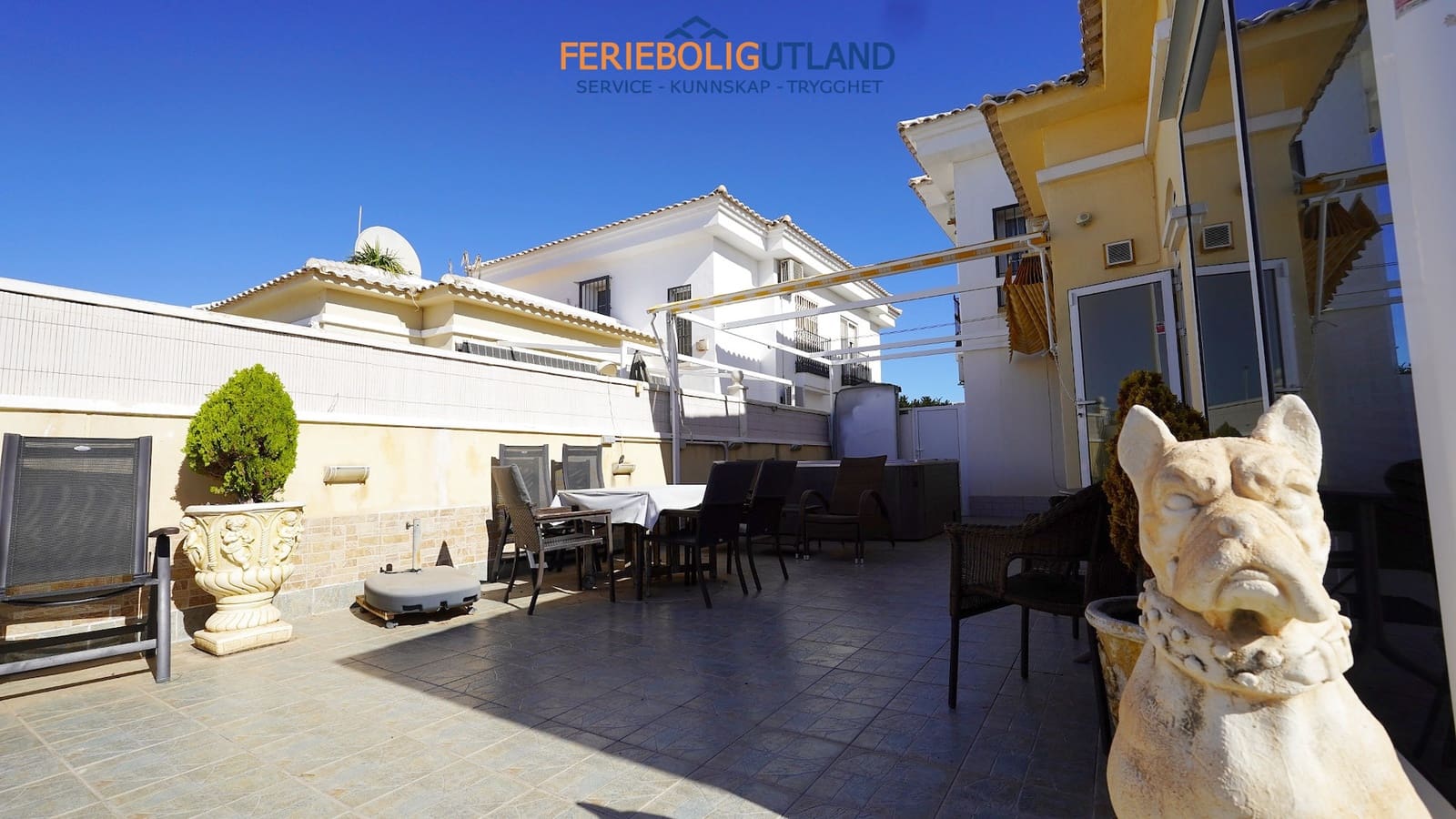 3 sypialnia Dom na sprzedaż w Torrevieja z garażem - 317 000 € (Ref: 10175642)