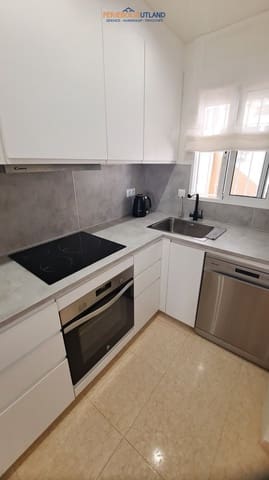 2 quarto Casa em Banda para venda em Villamartin, Orihuela com piscina garagem - 194 995 € (Ref: 10175757)