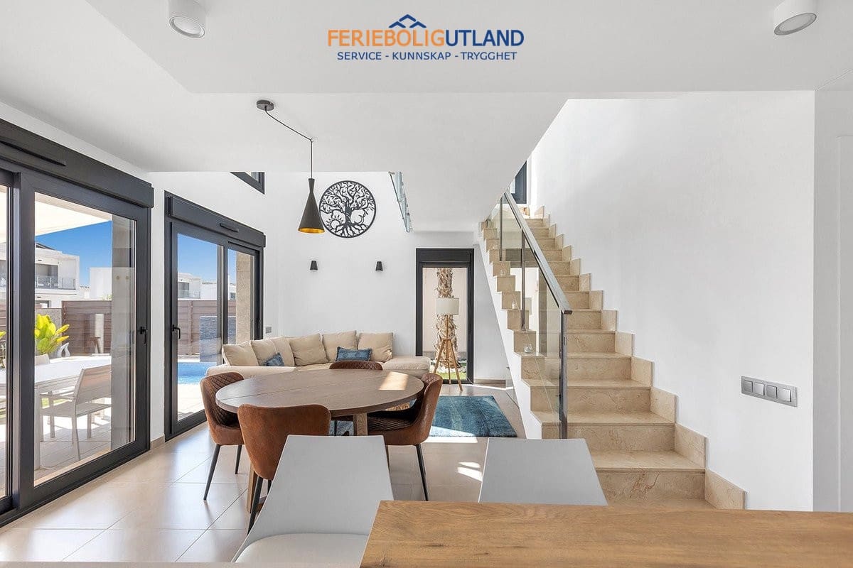 3 soveværelse Villa til salg i Vistabella med swimmingpool garage - € 395.000 (Ref: 10175758)