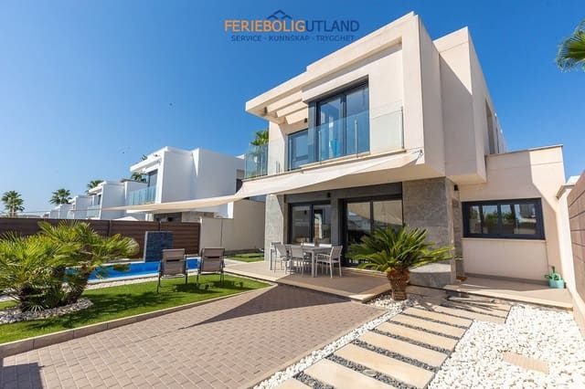 3 soveværelse Villa til salg i Vistabella, Orihuela med swimmingpool garage - € 395.000 (Ref: 10175758)