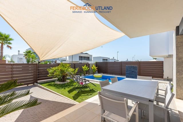 3 soveværelse Villa til salg i Vistabella, Orihuela med swimmingpool garage - € 395.000 (Ref: 10175758)