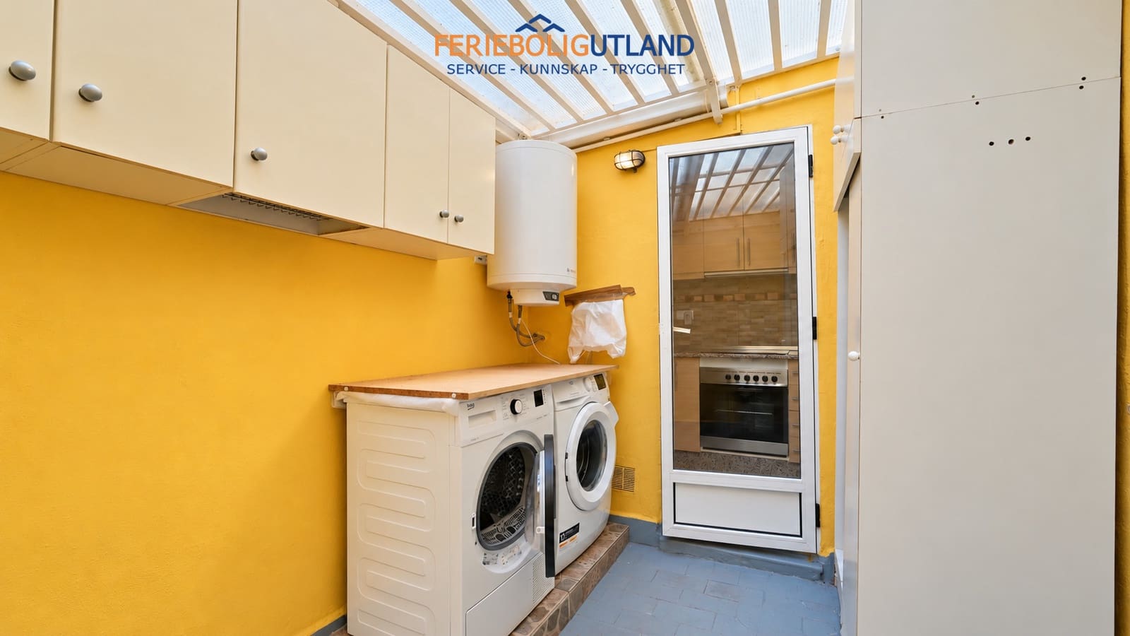 Bungalow de 2 habitaciones en El Chaparral en venta con piscina - 110.000 € (Ref: 10180923)