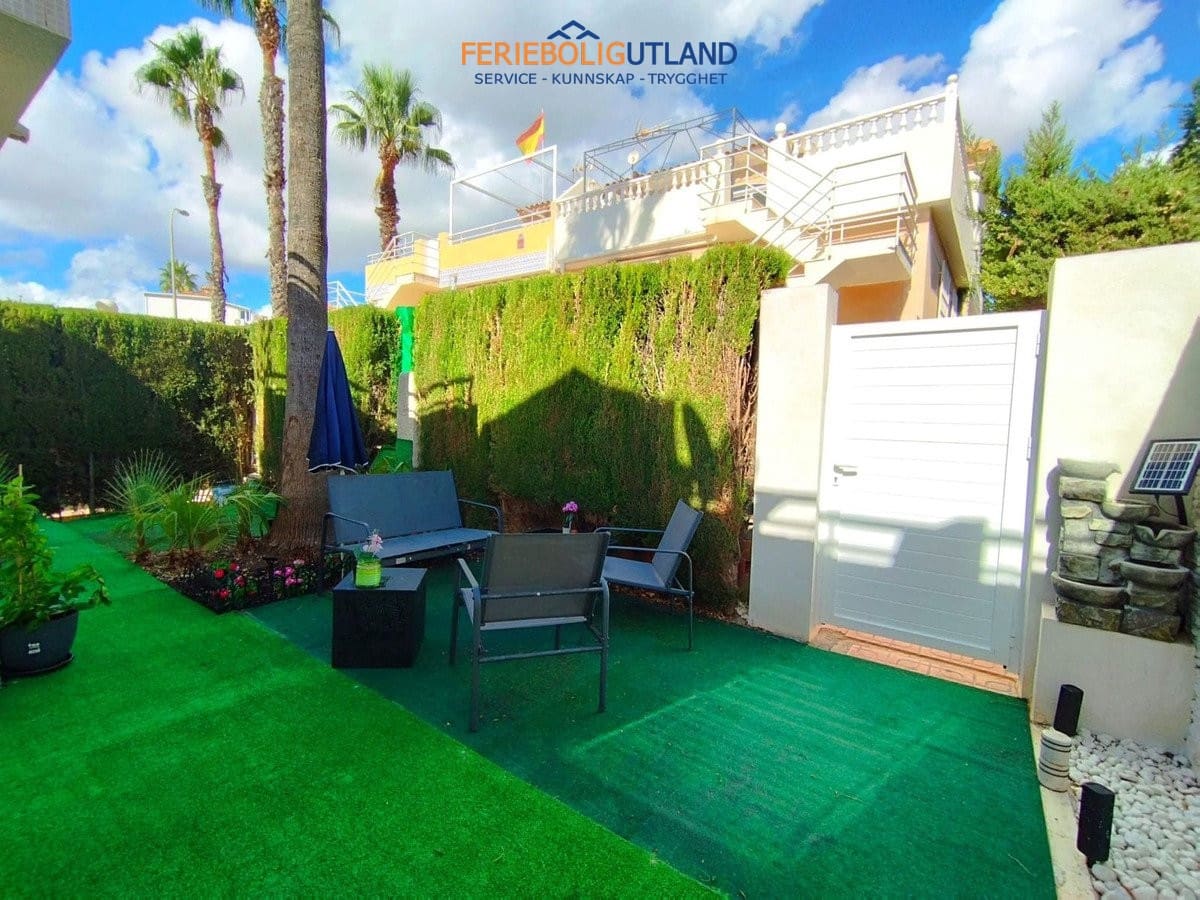 Pareado de 3 habitaciones en Los Altos en venta con piscina - 234.900 € (Ref: 10180924)
