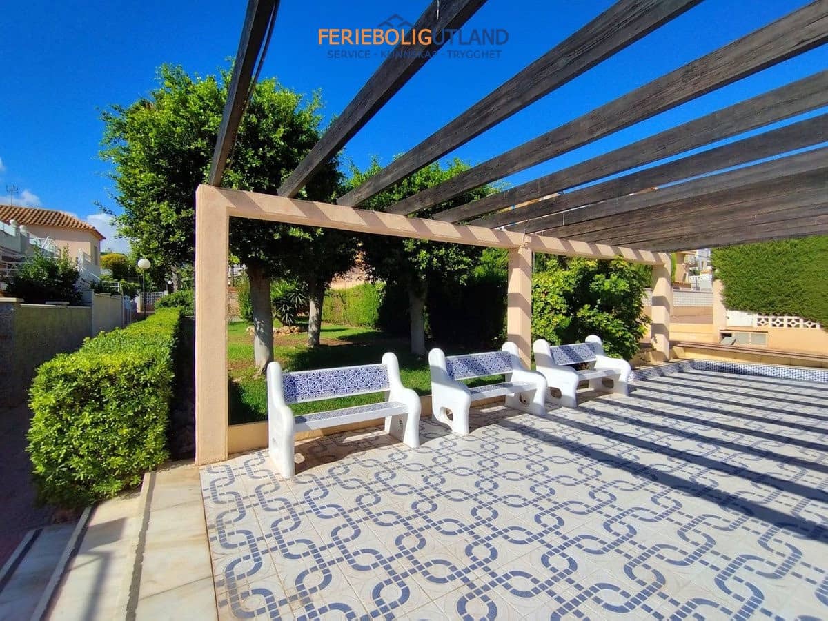 Pareado de 3 habitaciones en Los Altos en venta con piscina - 234.900 € (Ref: 10180924)