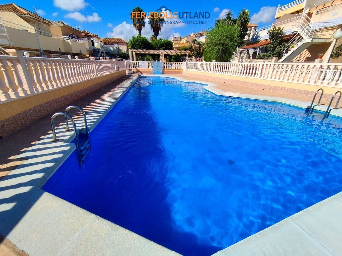 Pareado de 3 habitaciones en Los Altos en venta con piscina - 234.900 € (Ref: 10180924)