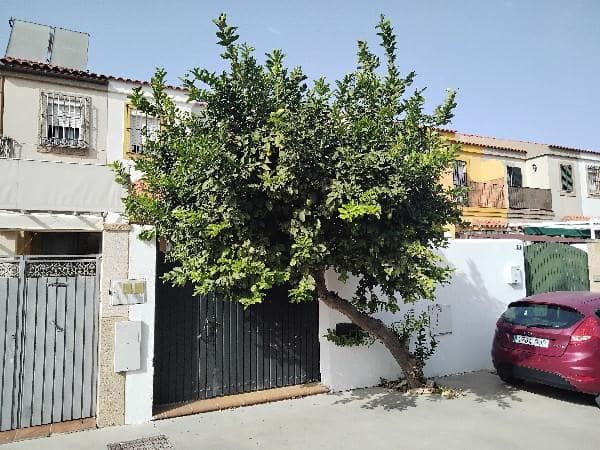 Chalet de 3 habitaciones en Jerez de la Frontera en venta - 166.500 € (Ref: 9427599)