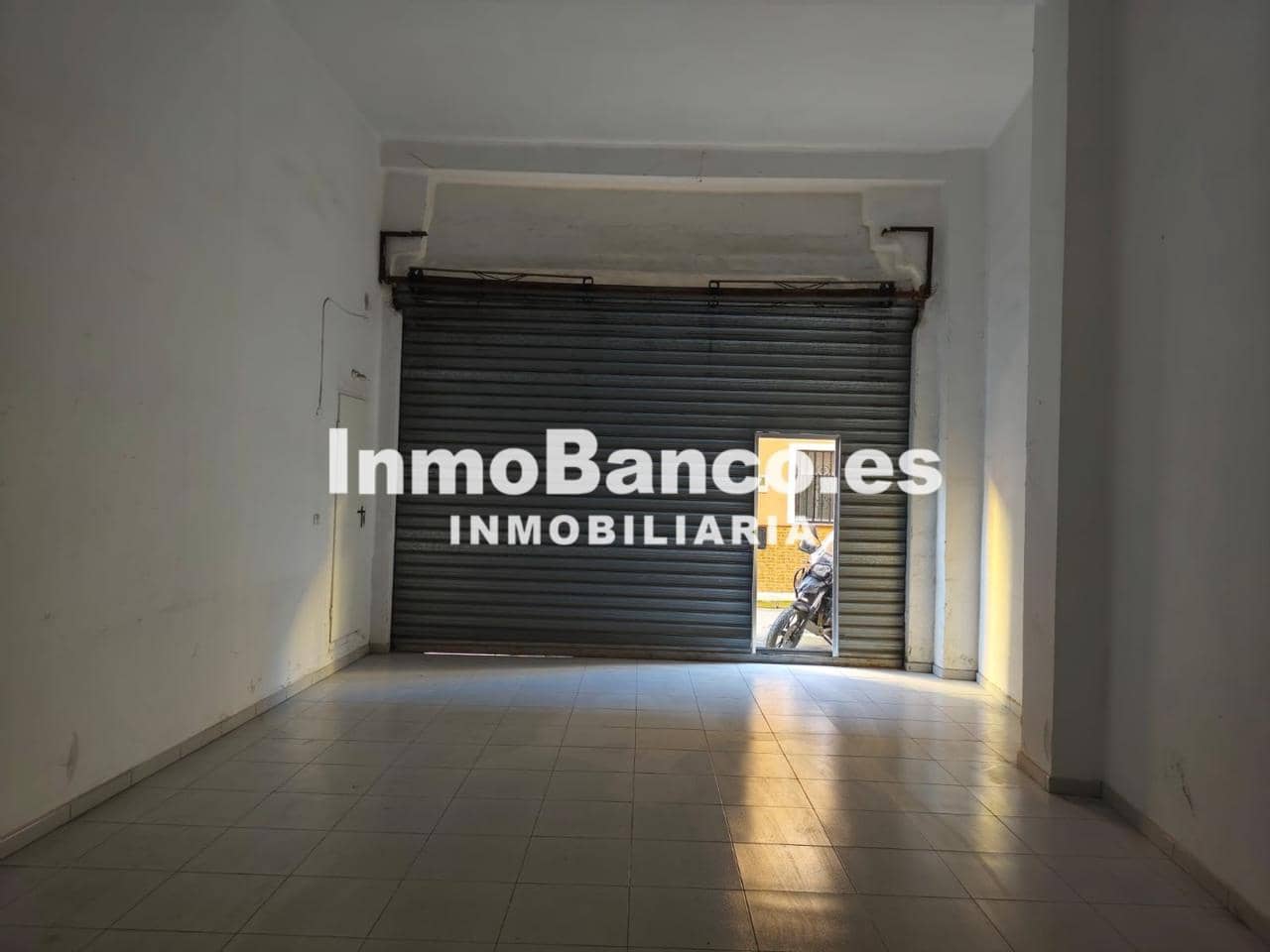 2 bedroom Business for sale in Gandia - € 61,000 (Ref: 9427601)
