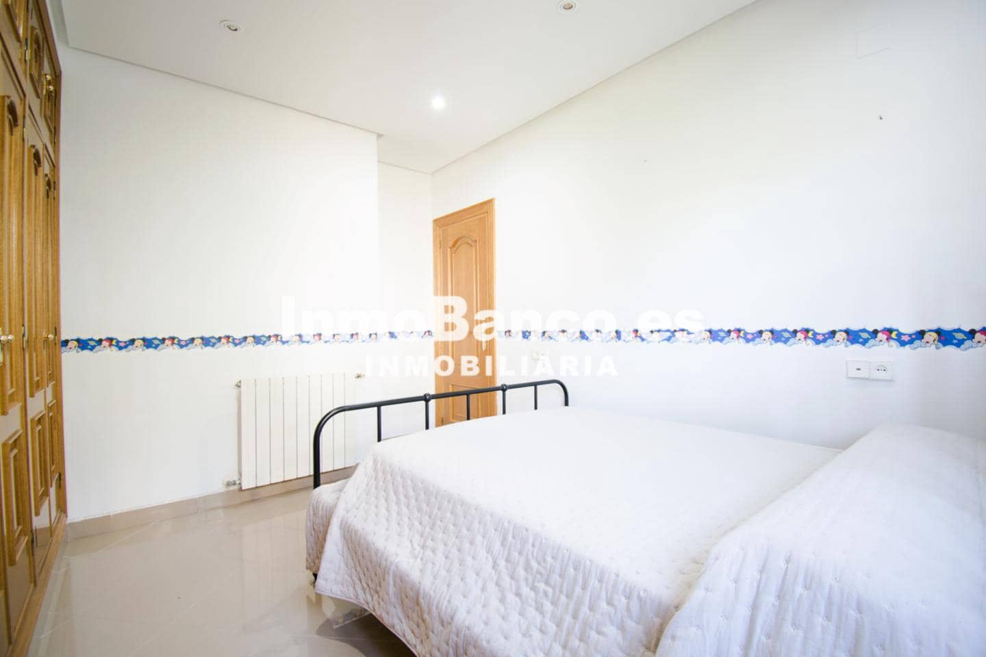 4 makuuhuone Huvila myytävänä paikassa Calicanto mukana uima-altaan 
autotalli - 500 000 € (Ref: 9427605)