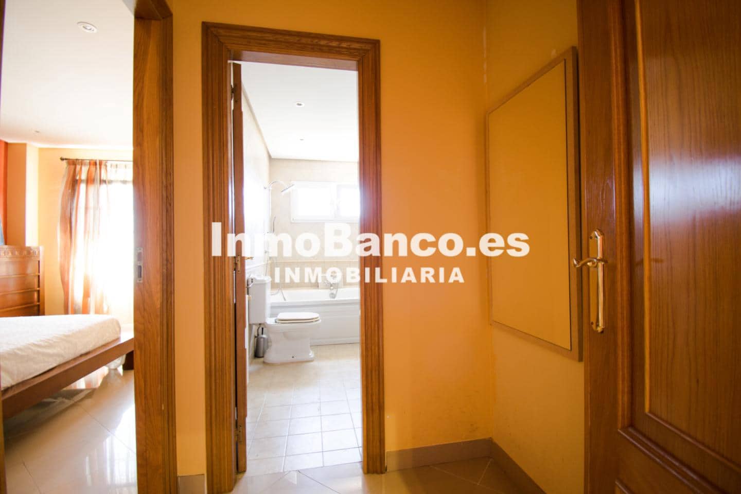 4 makuuhuone Huvila myytävänä paikassa Calicanto mukana uima-altaan 
autotalli - 500 000 € (Ref: 9427605)