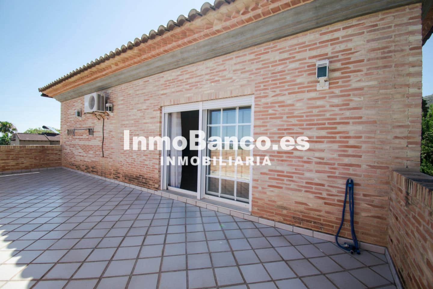 4 makuuhuone Huvila myytävänä paikassa Calicanto mukana uima-altaan 
autotalli - 500 000 € (Ref: 9427605)