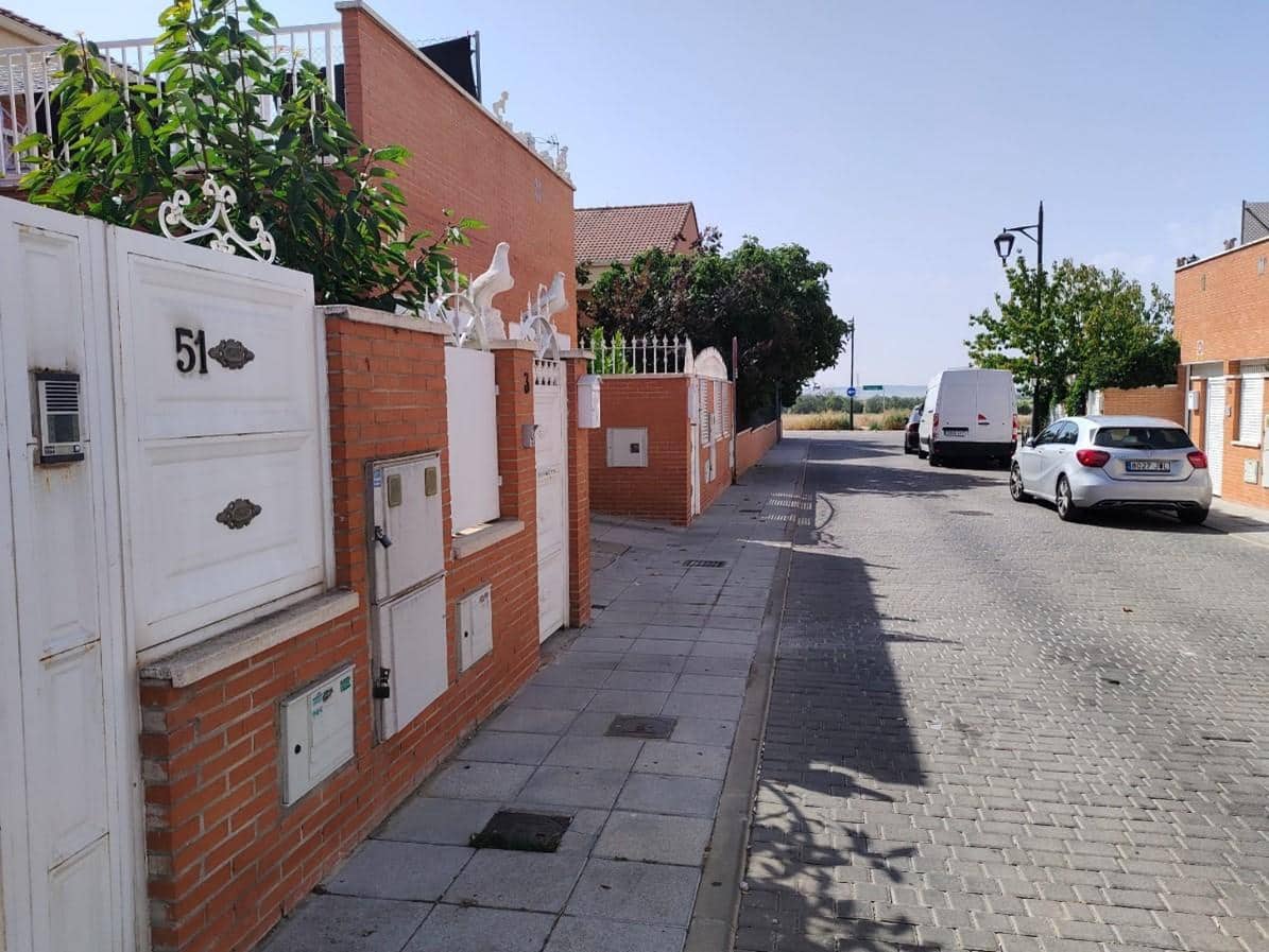 4 sypialnia Willa na sprzedaż w Parla - 355 000 € (Ref: 9427610)