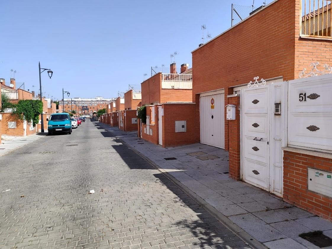 4 sypialnia Willa na sprzedaż w Parla - 355 000 € (Ref: 9427610)