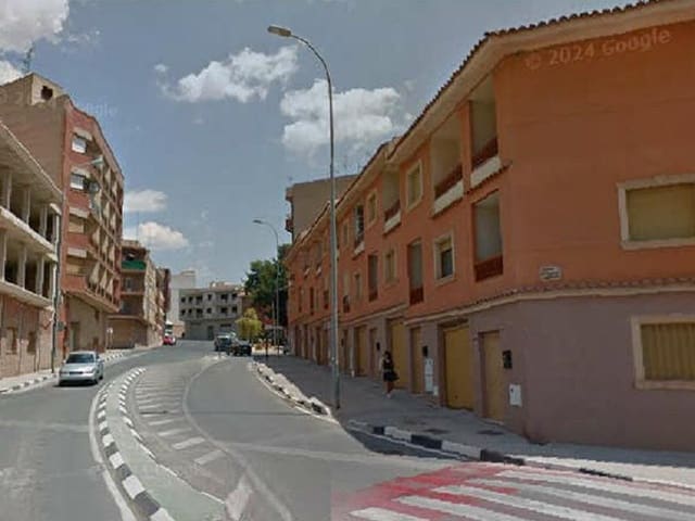 3 bedroom Villa for sale in Agost with garage - € 103,000 (Ref: 9427611)