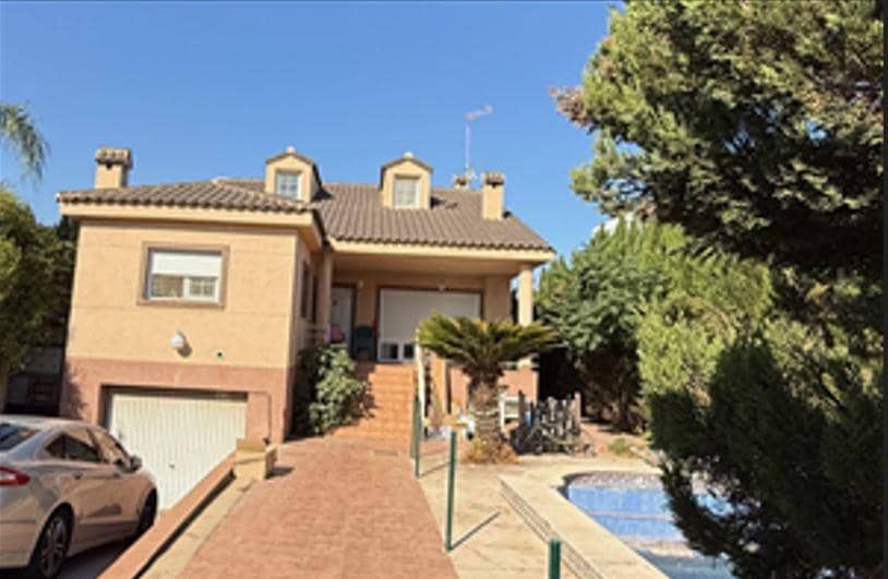 4 sovrum Villa till salu i L'Eliana med pool garage - 565 000 € (Ref: 9427626)