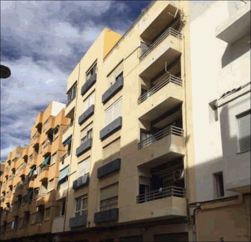 4 slaapkamer Flat te koop in Sagunto / Sagunt - € 110.000 (Ref: 9427627)