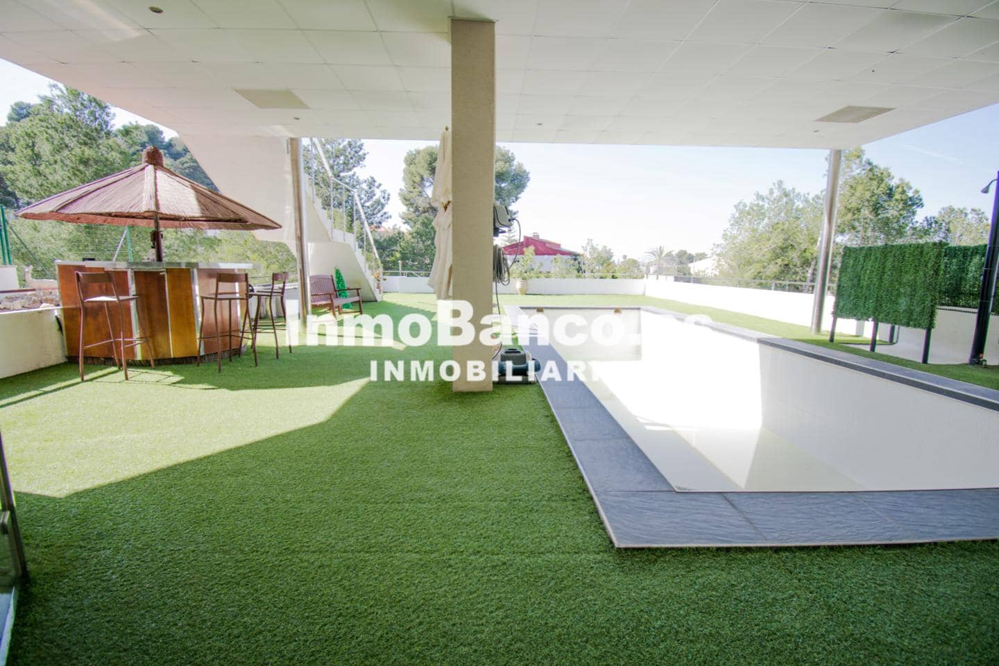 4 quarto Moradia para venda em Chiva com piscina garagem - 595 000 € (Ref: 9427629)