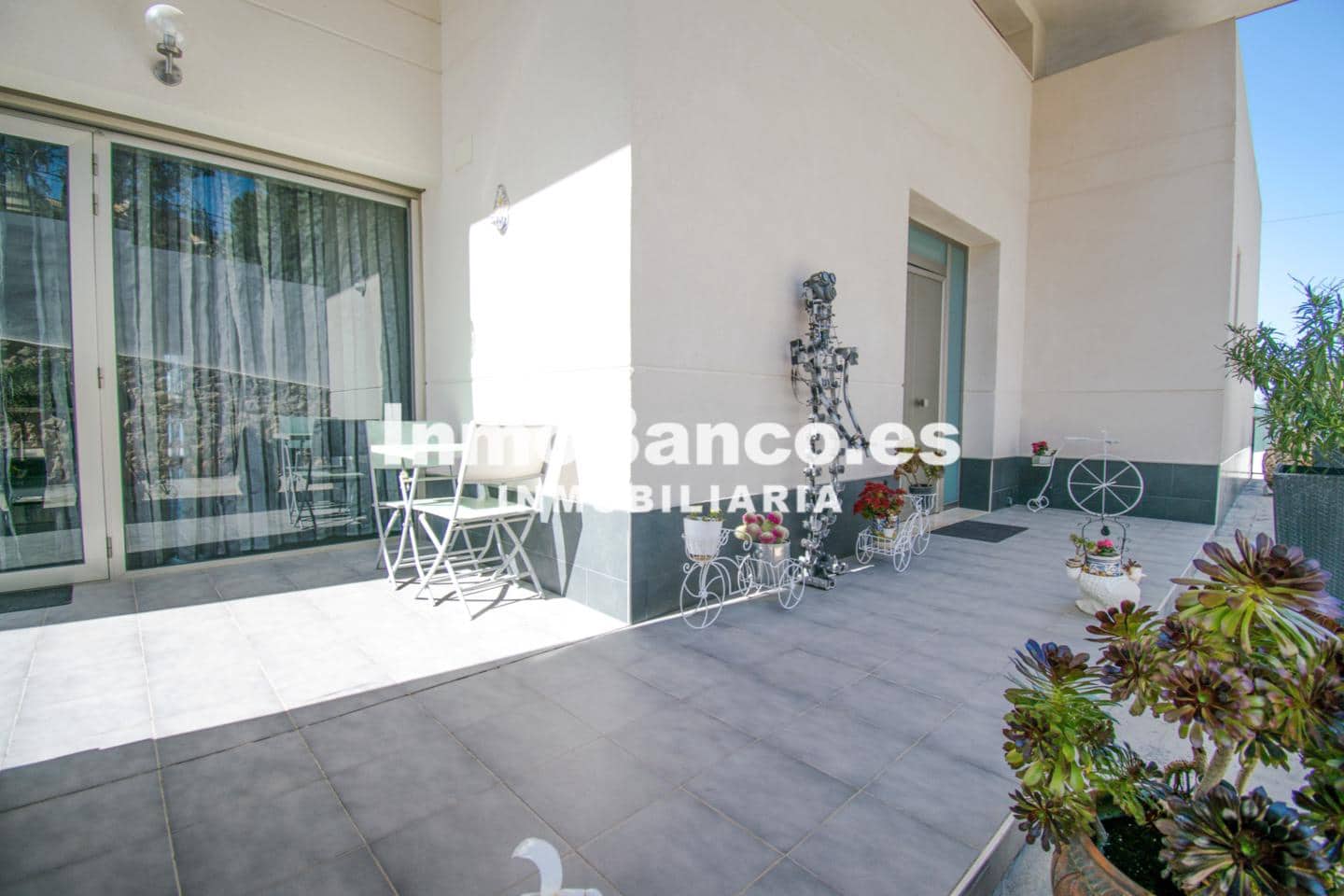 4 quarto Moradia para venda em Chiva com piscina garagem - 595 000 € (Ref: 9427629)