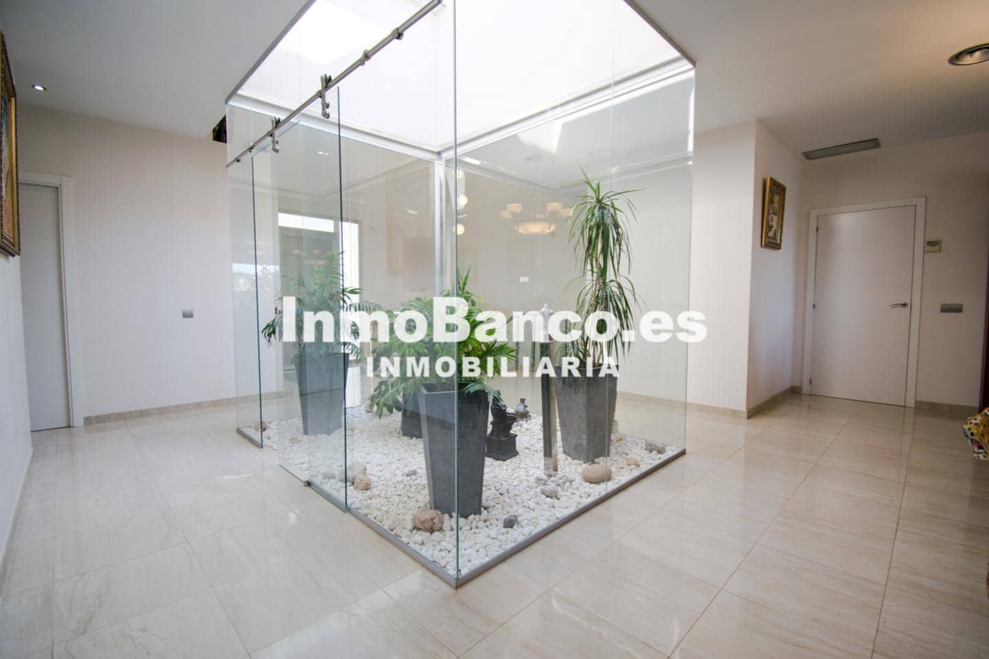 4 quarto Moradia para venda em Chiva com piscina garagem - 595 000 € (Ref: 9427629)