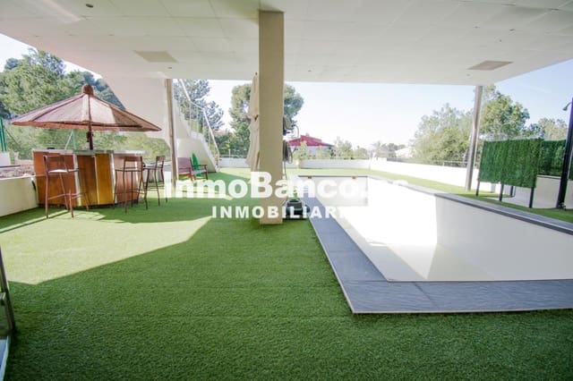 4 quarto Moradia para venda em Chiva com piscina garagem - 595 000 € (Ref: 9427629)