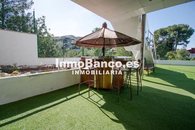 4 quarto Moradia para venda em Chiva com piscina garagem - 595 000 € (Ref: 9427629)