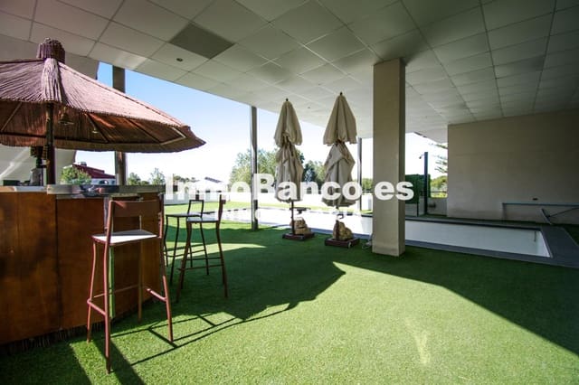 4 quarto Moradia para venda em Chiva com piscina garagem - 595 000 € (Ref: 9427629)