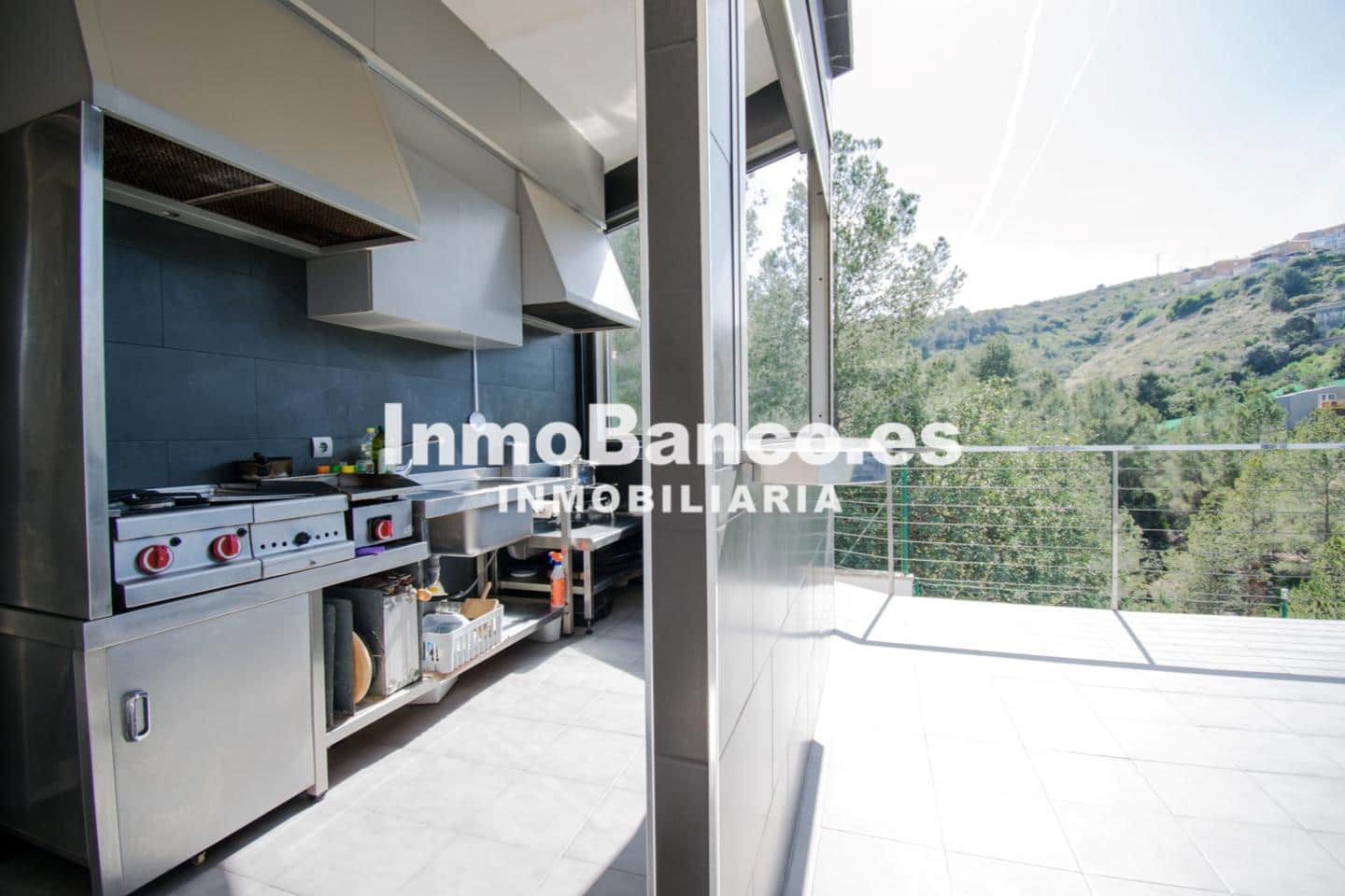 4 quarto Moradia para venda em Chiva com piscina garagem - 595 000 € (Ref: 9427629)