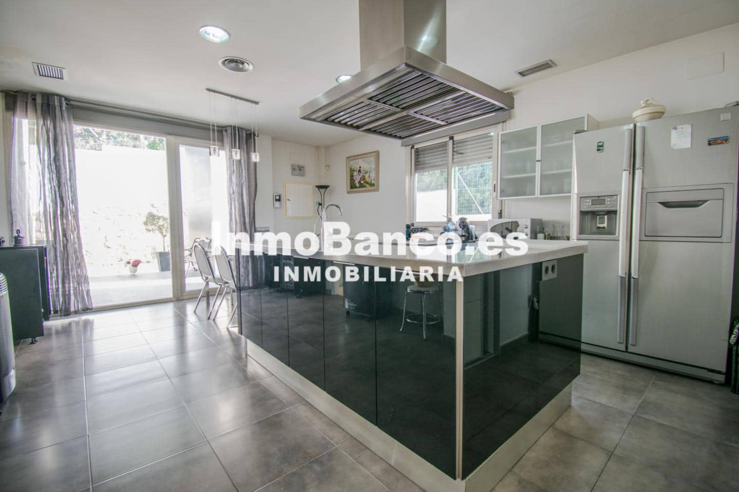 4 quarto Moradia para venda em Chiva com piscina garagem - 595 000 € (Ref: 9427629)