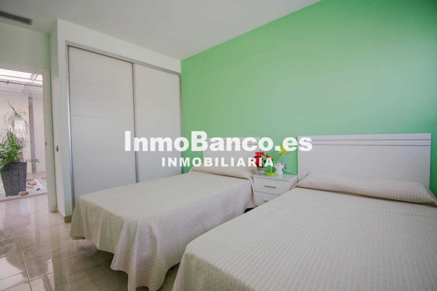 4 quarto Moradia para venda em Chiva com piscina garagem - 595 000 € (Ref: 9427629)