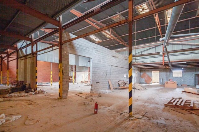 Kommersiell till salu i Xàtiva - 333 000 € (Ref: 9427630)