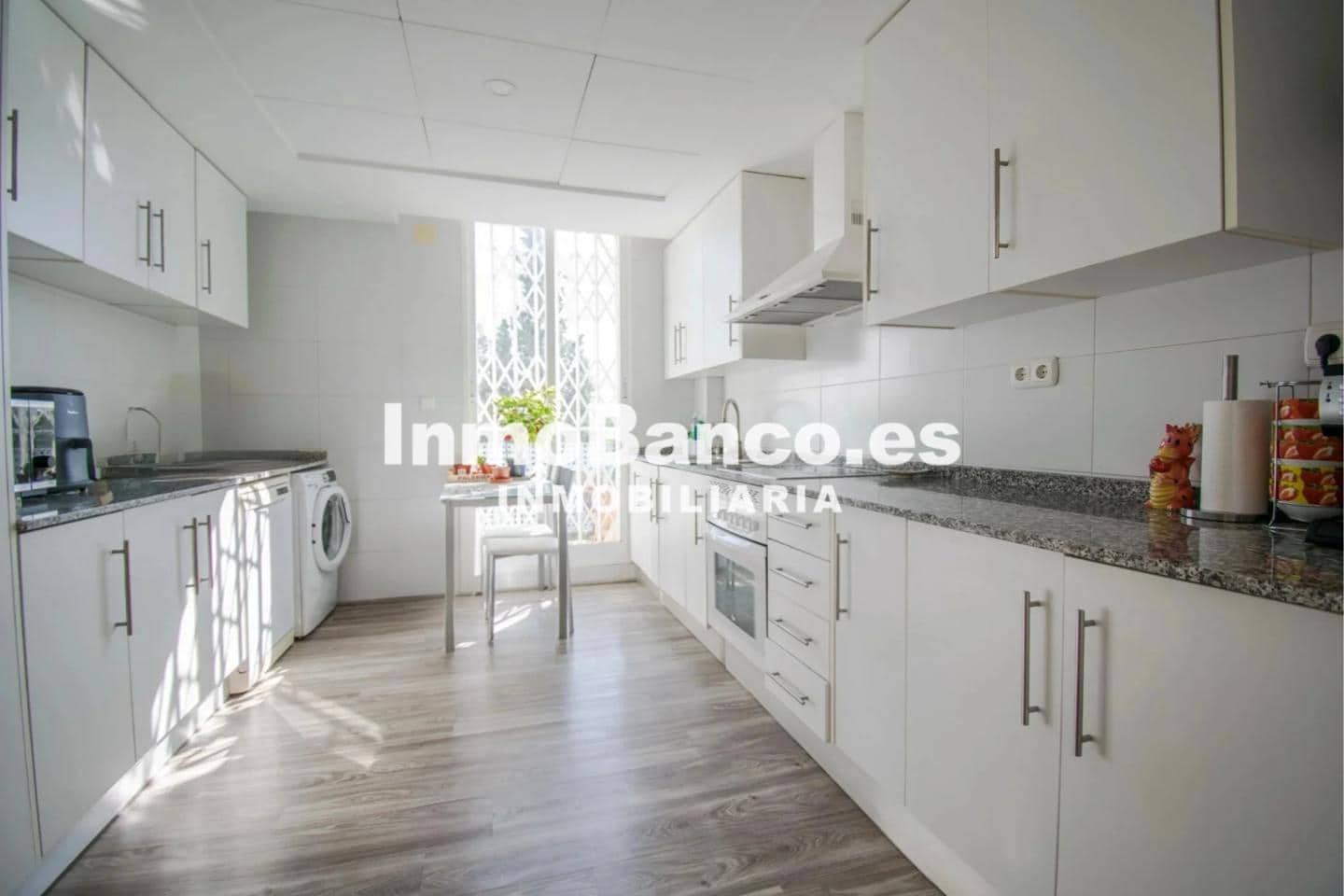 4 slaapkamer Villa te koop in Chiva - € 365.000 (Ref: 9427635)